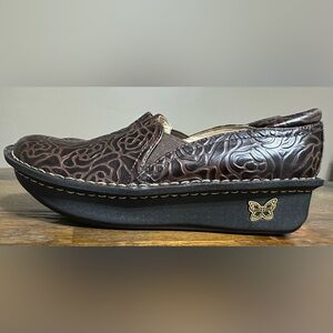 Alegria Women's Brown Embossed Slip-On Shoes
Like new